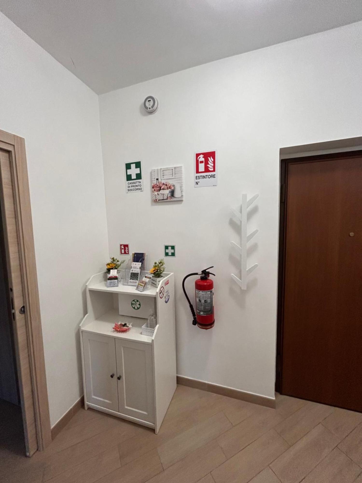 Fringiuli House Apartment เตรวินญาโน โรมาโน ภายนอก รูปภาพ